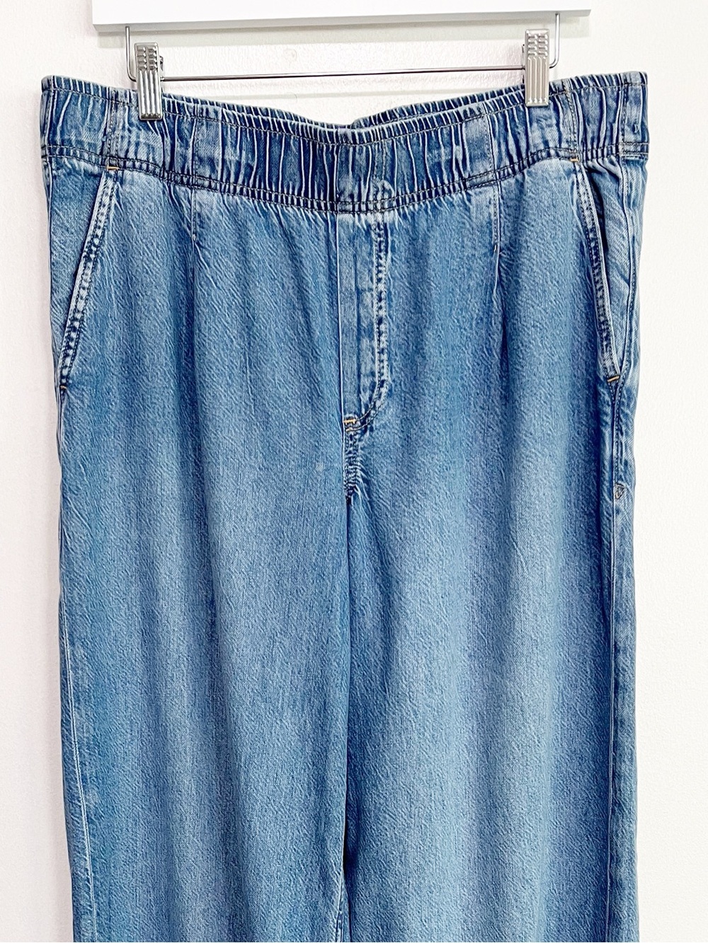 BOGO! Gap Baggy Easy Jean Wide Leg Medium Indigo Wash Size Large - Picture 5 of 10
